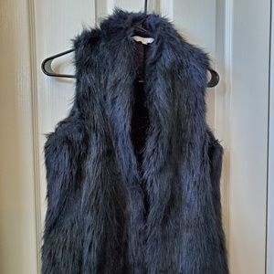 Fur like vest